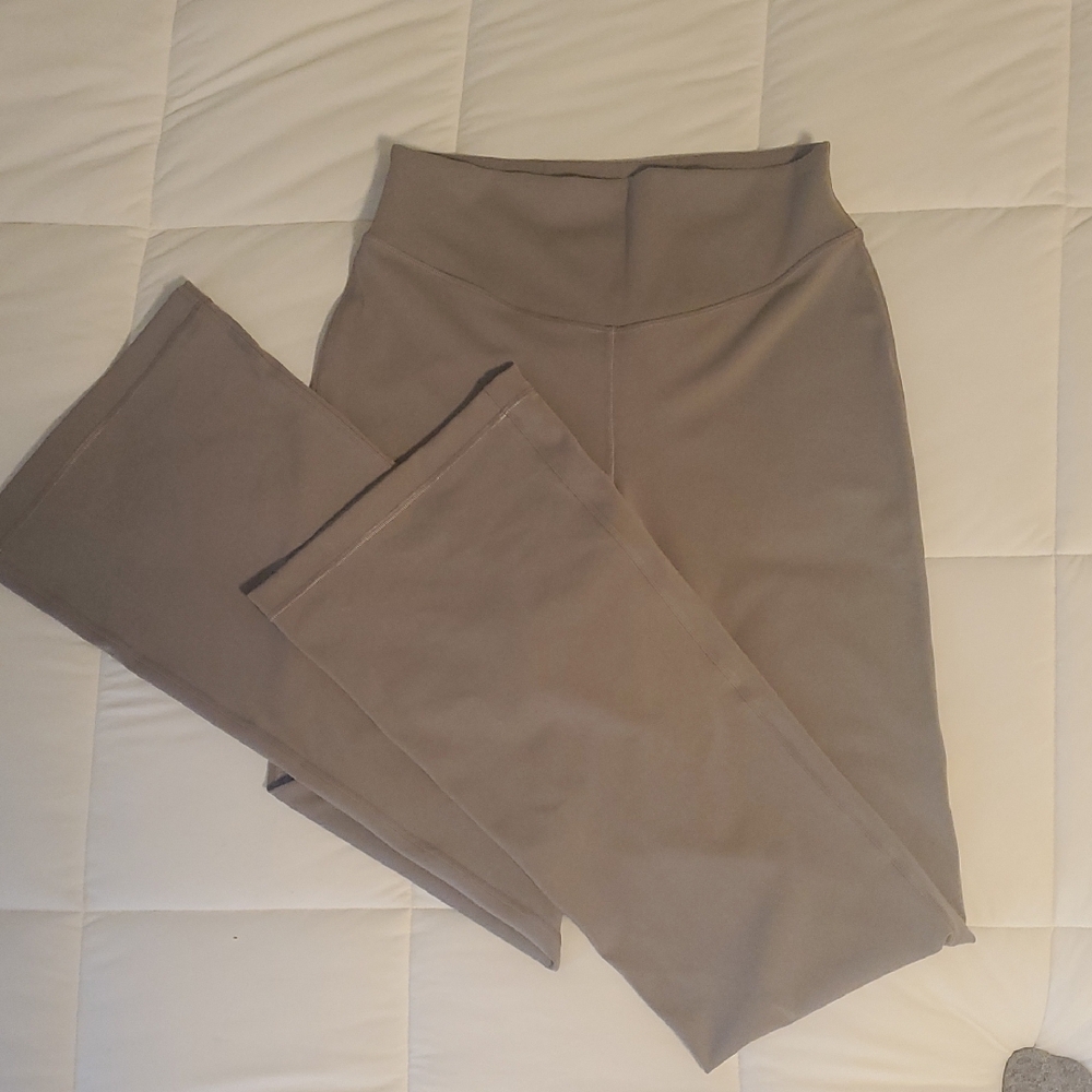 Lululemon Nulu Groove Tan Leggings